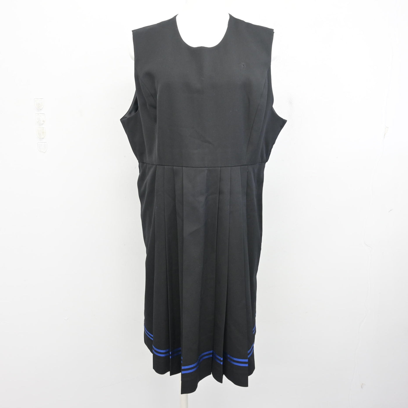 【中古】東京都 瀧野川女子学園高等学校 女子制服 3点 (ブレザー・ジャンパースカート) sf097936