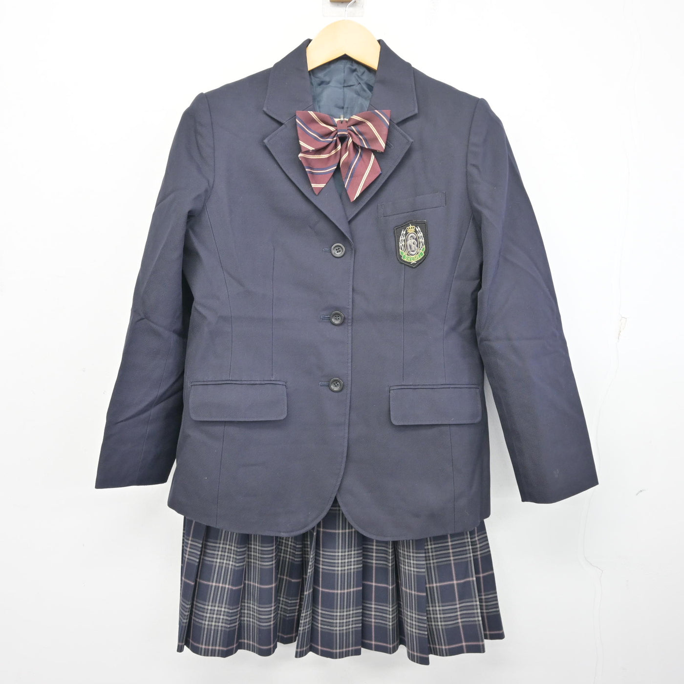 【中古】埼玉県 秀明英光高等学校/旧制服 女子制服 3点 (ブレザー・スカート) sf097939