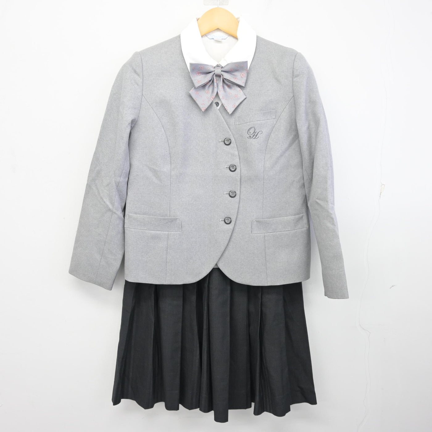 【中古】大阪府 大谷高等学校 女子制服 4点 (ブレザー・シャツ・スカート) sf097945