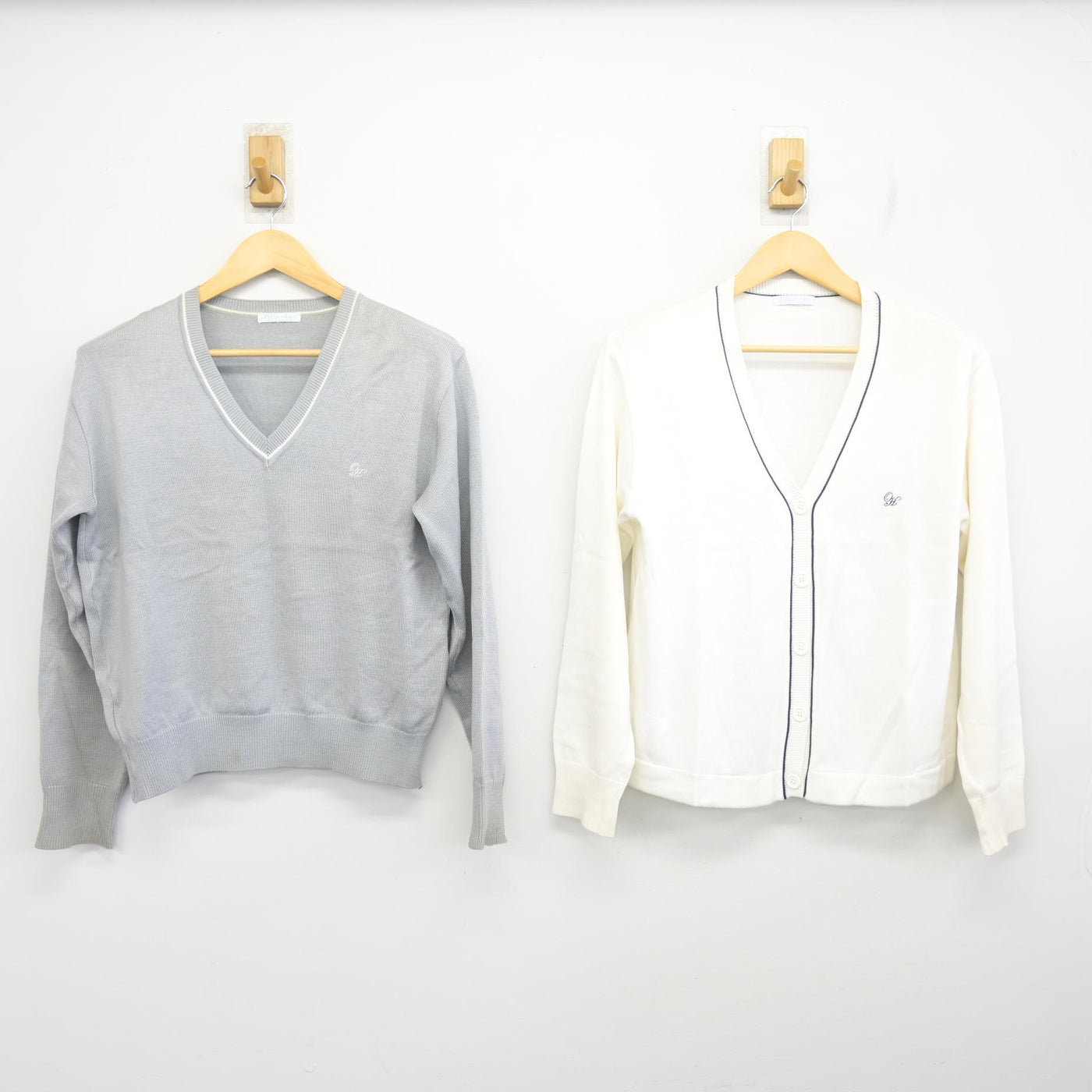 【中古】大阪府 大谷高等学校 女子制服 2点 (ニット・ニット) sf097947