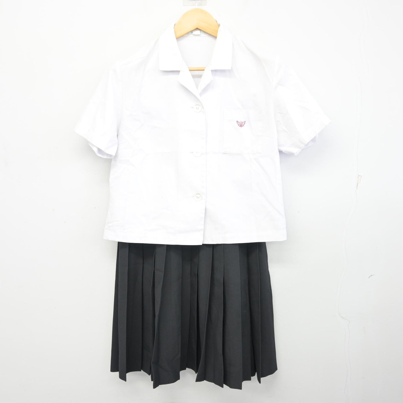 【中古】高知県 高知工業高等学校 女子制服 3点 (シャツ・スカート) sf097951