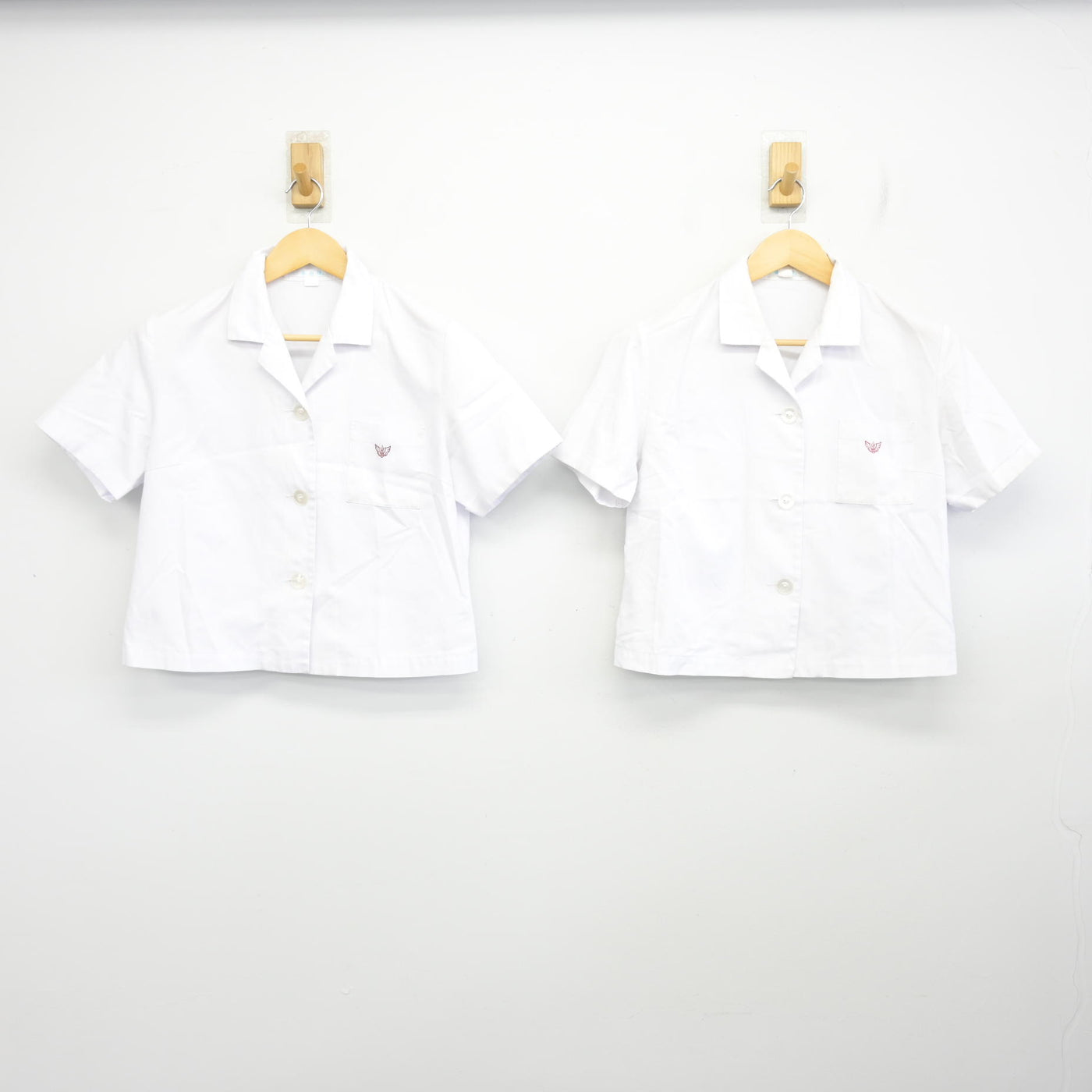 【中古】高知県 高知工業高等学校 女子制服 3点 (シャツ・スカート) sf097951