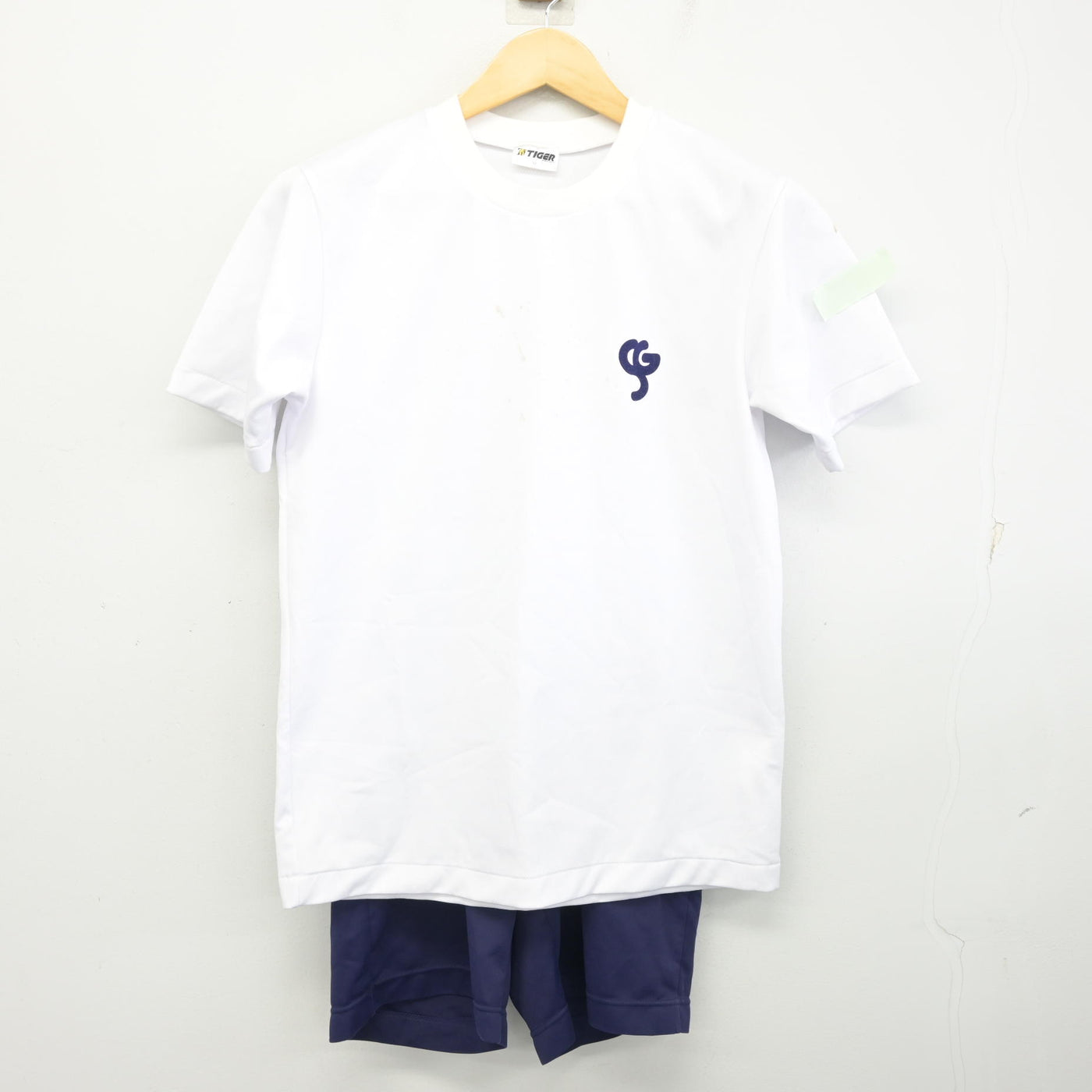 【中古】兵庫県 須磨学園高等学校 女子制服 2点 (体操服 上・体操服 下) sf097963