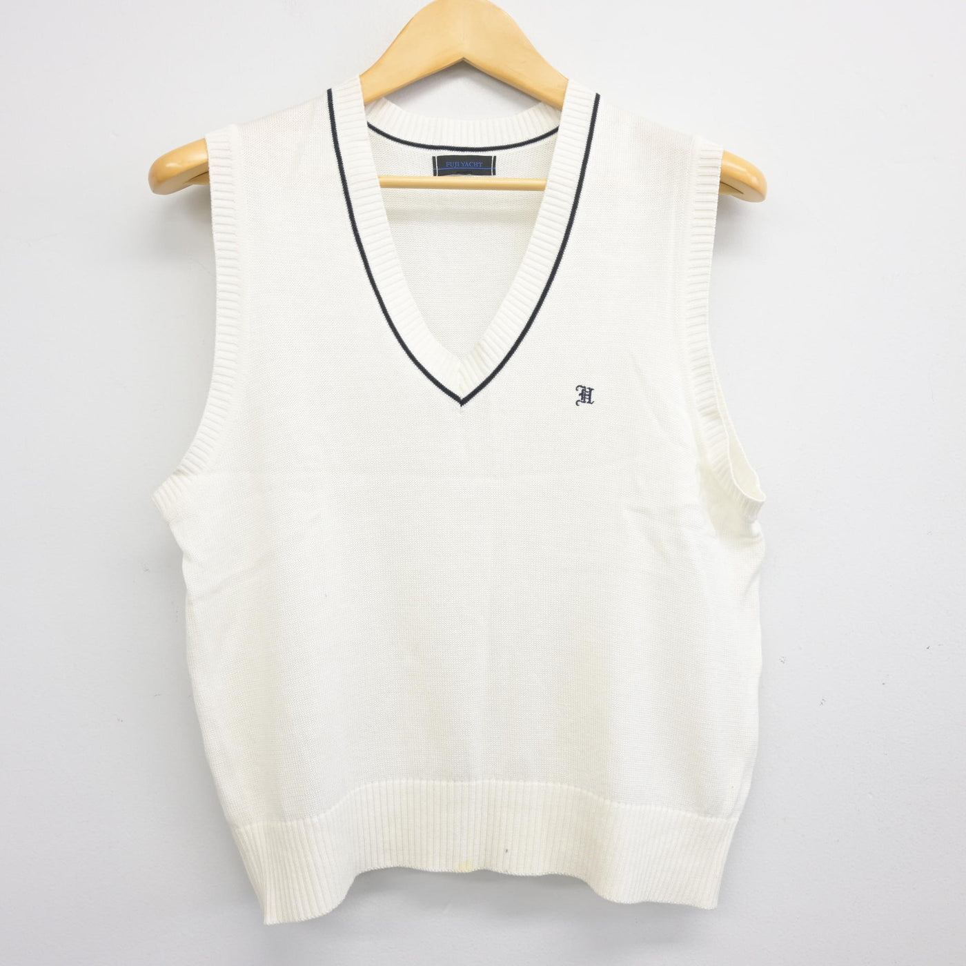 【中古】埼玉県 本庄東高等学校 女子制服 2点 (ニットベスト・スカート) sf097983