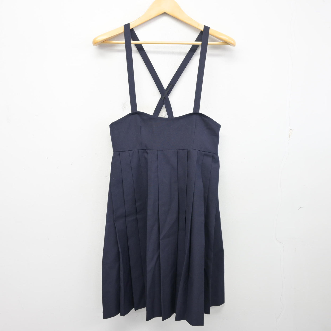 【中古】福岡県 福岡教育大学附属福岡中学校 女子制服 4点 (セーラー服・スカート) sf097989