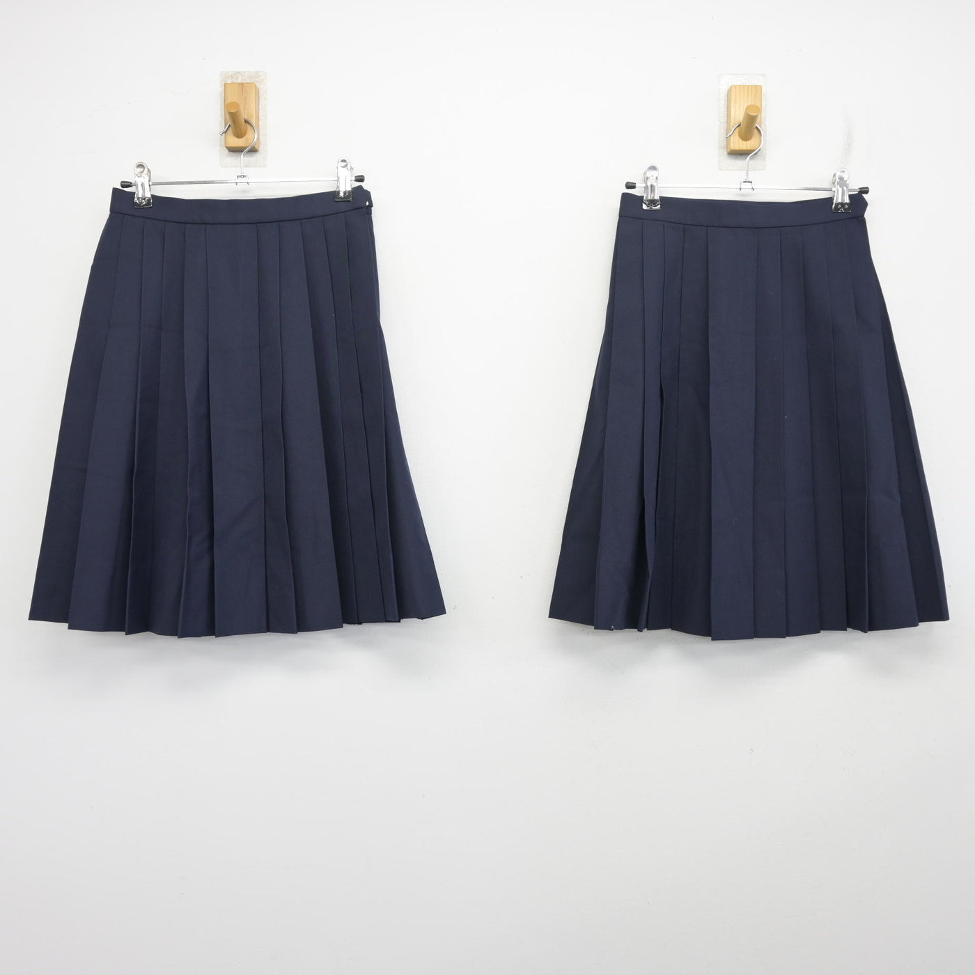 【中古】大阪府 五領中学校/旧制服 女子制服 4点 (セーラー服・スカート) sf097994