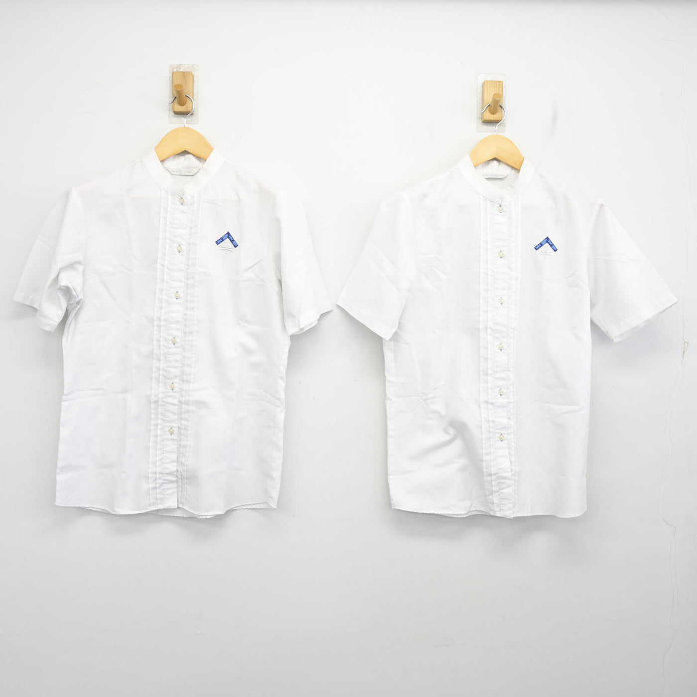 【中古】広島県 AICJ高等学校 女子制服 3点 (ブラウス・スカート) sf098000