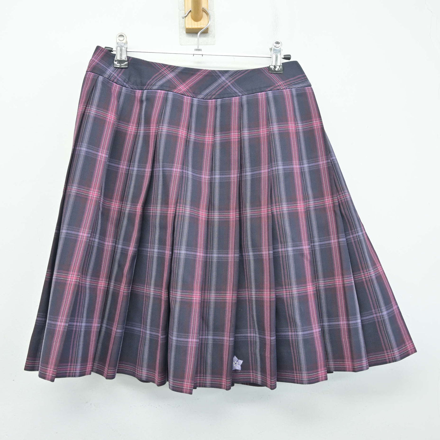 【中古】埼玉県 秋草学園高等学校 女子制服 4点 (ブレザー・ブラウス・スカート) sf098002