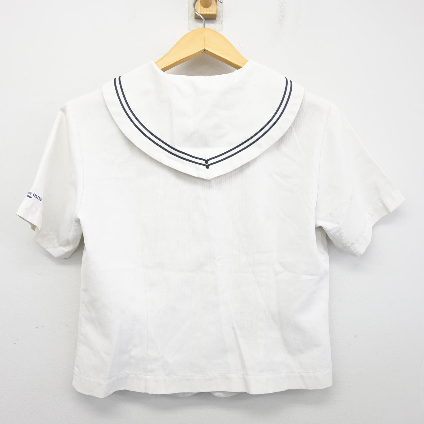 【中古】埼玉県 秋草学園高等学校 女子制服 2点 (ニット・ブラウス) sf098006
