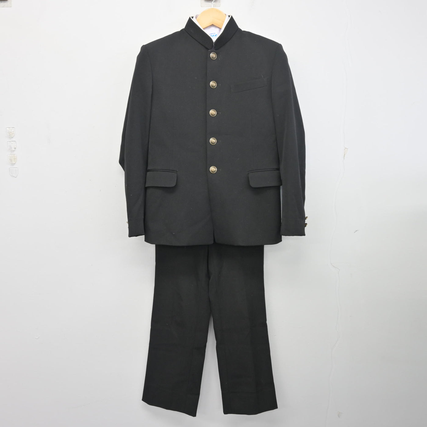 【中古】群馬県 赤堀中学校 男子制服 3点 (学ラン・シャツ・ズボン) sf098055