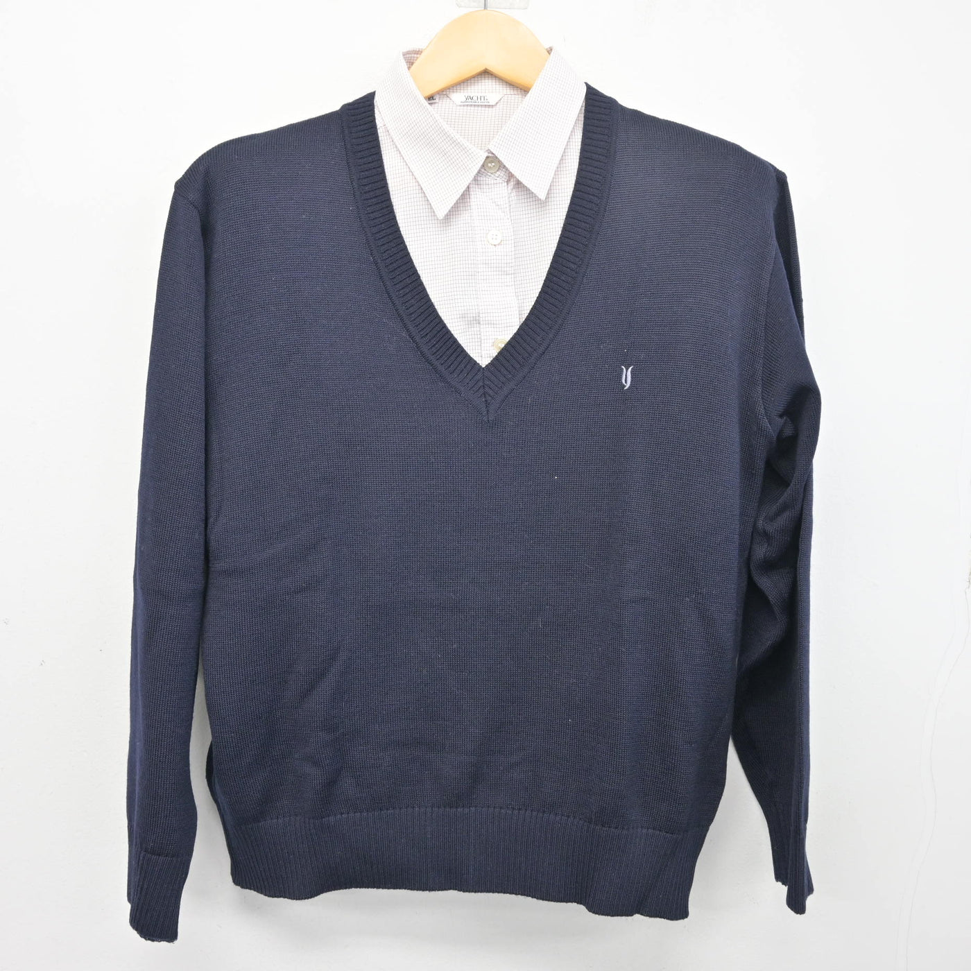 【中古】神奈川県 横浜清風高等学校 女子制服 2点 (ニット・シャツ) sf098058