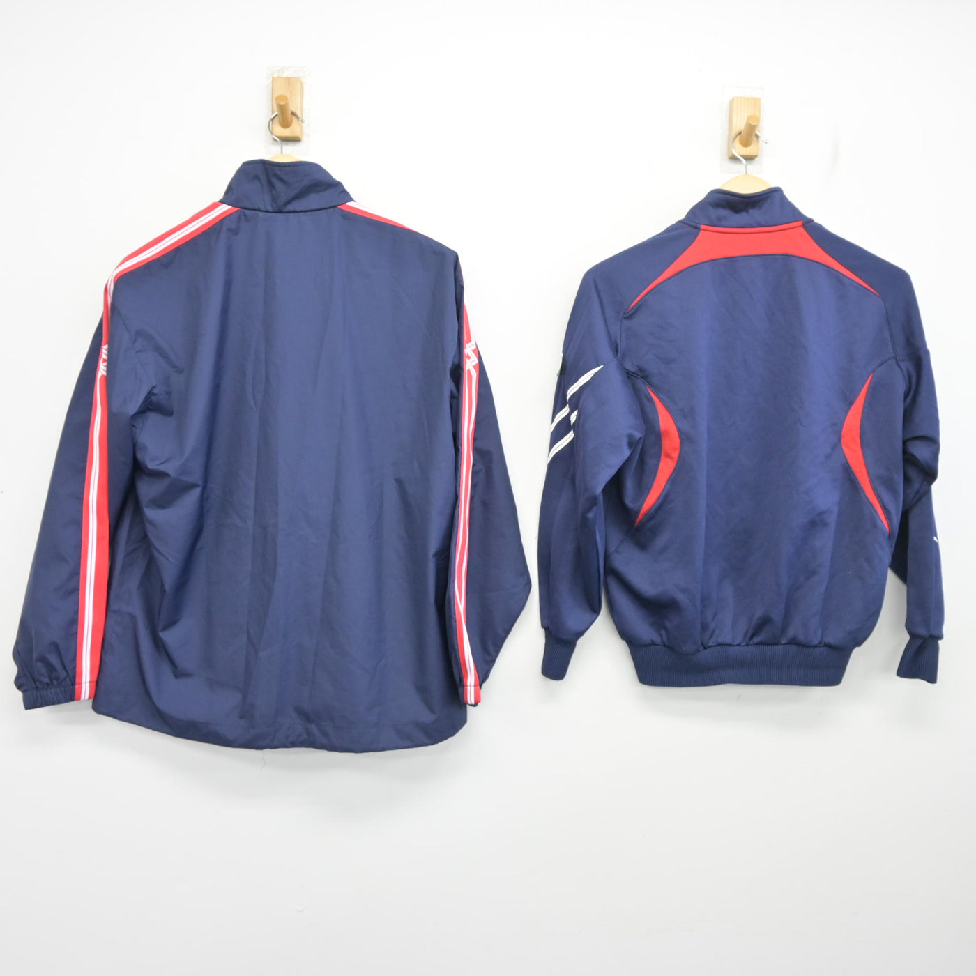 【中古】埼玉県 花咲徳栄高等学校 女子制服 2点 (ジャージ 上・その他アイテム) sf098064