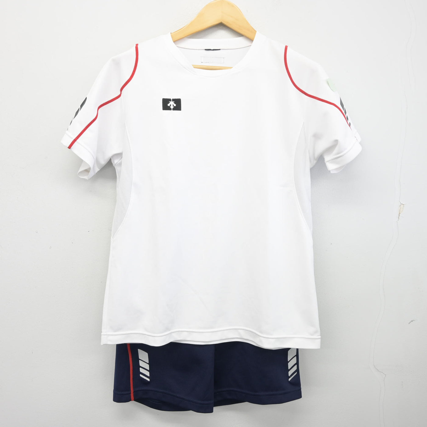 【中古】香川県 高松第一高等学校 女子制服 2点 (体操服 上・体操服 下) sf098070