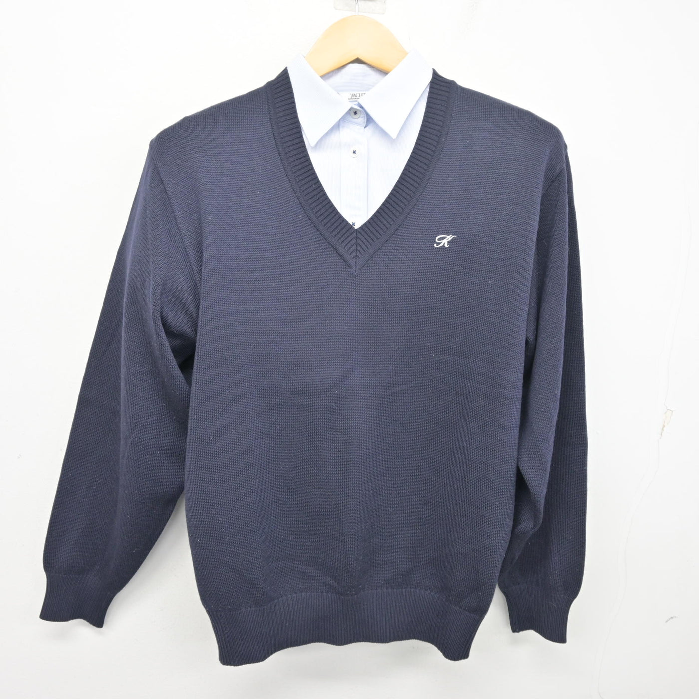 【中古】福岡県 古賀竟成館高等学校 女子制服 2点 (ニット・シャツ) sf098080