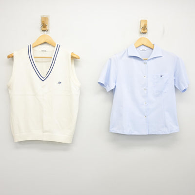 【中古】福岡県 古賀竟成館高等学校 女子制服 2点 (ニットベスト・シャツ) sf098082