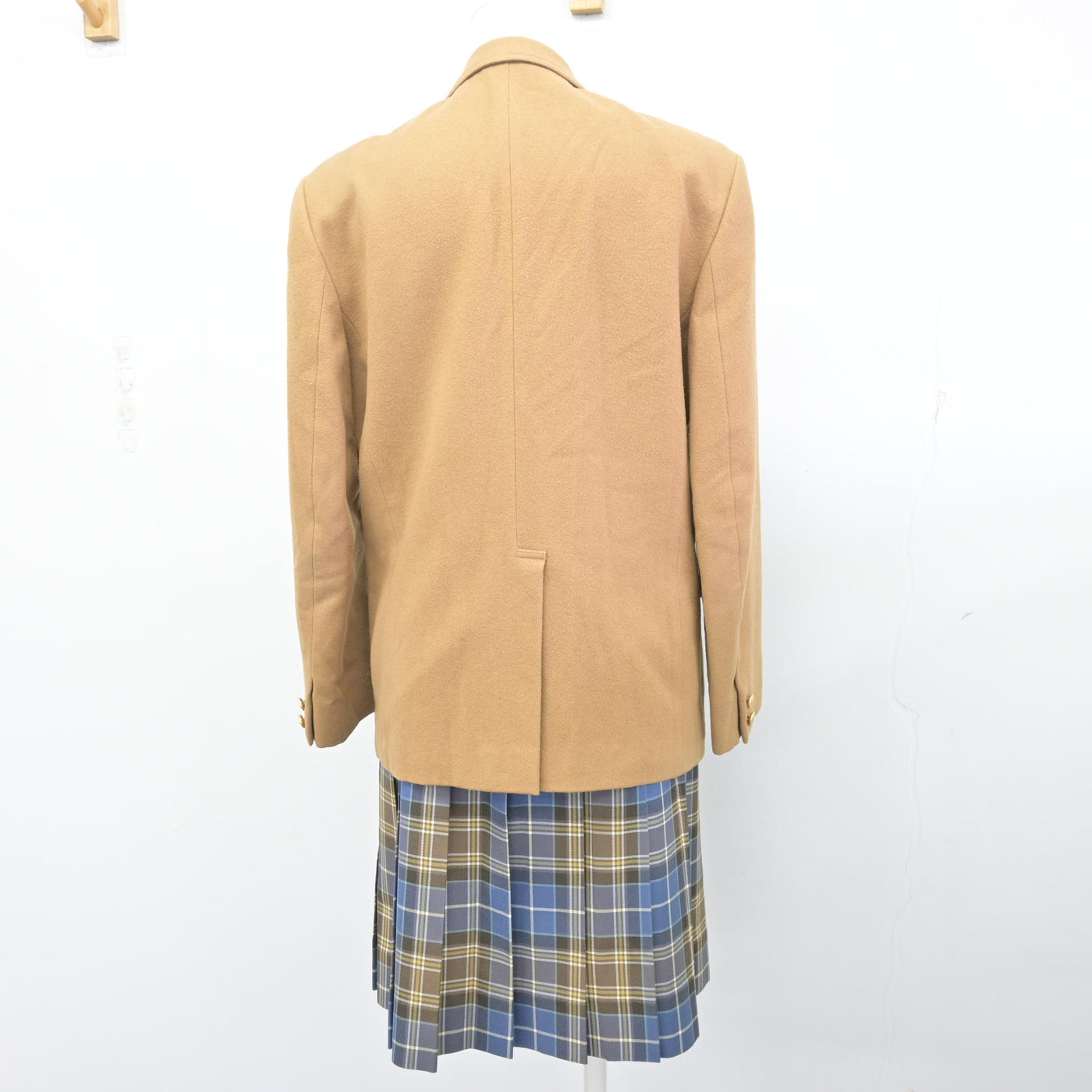 【中古】東京都 品川女子学院高等部 女子制服 2点 (ブレザー・スカート) sf098099