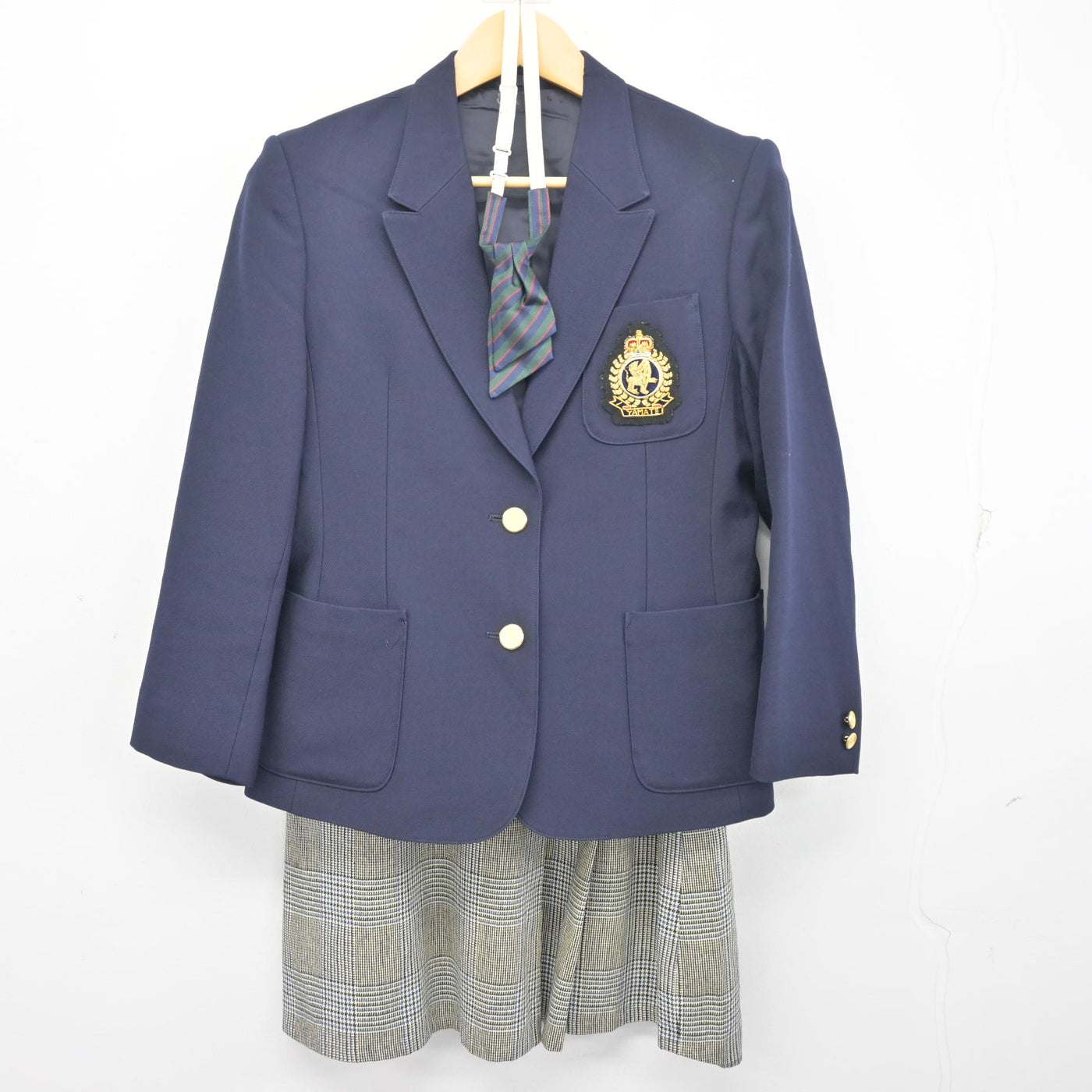 【中古】神奈川県 山手学院高等学校 女子制服 4点 (ブレザー・スカート・スカート) sf098102