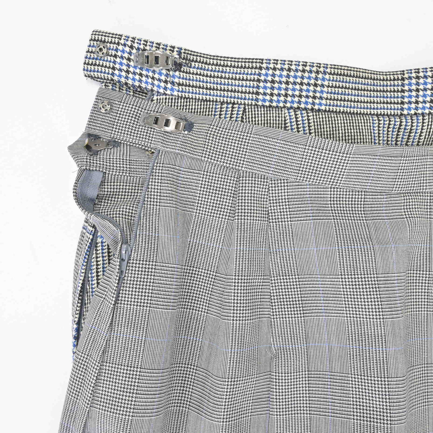 【中古】神奈川県 山手学院高等学校 女子制服 4点 (ブレザー・スカート・スカート) sf098102