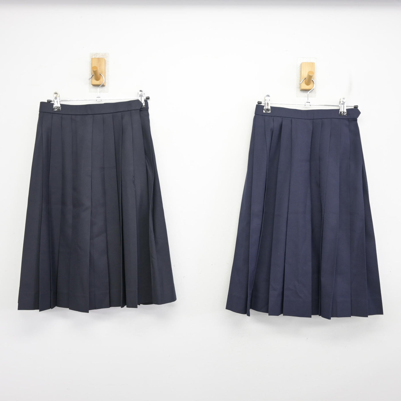 【中古】東京都 豊島岡女子学園高等学校 女子制服 2点 (スカート) sf098104