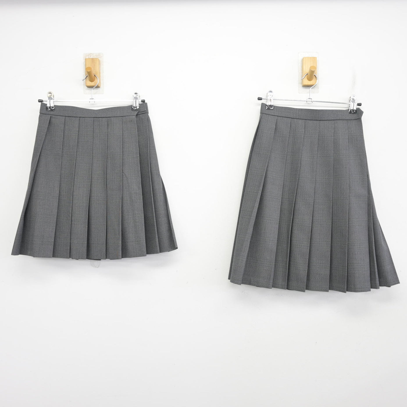 【中古】岡山県 竜操中学校 女子制服 3点 (ブレザー・スカート・スカート) sf098129