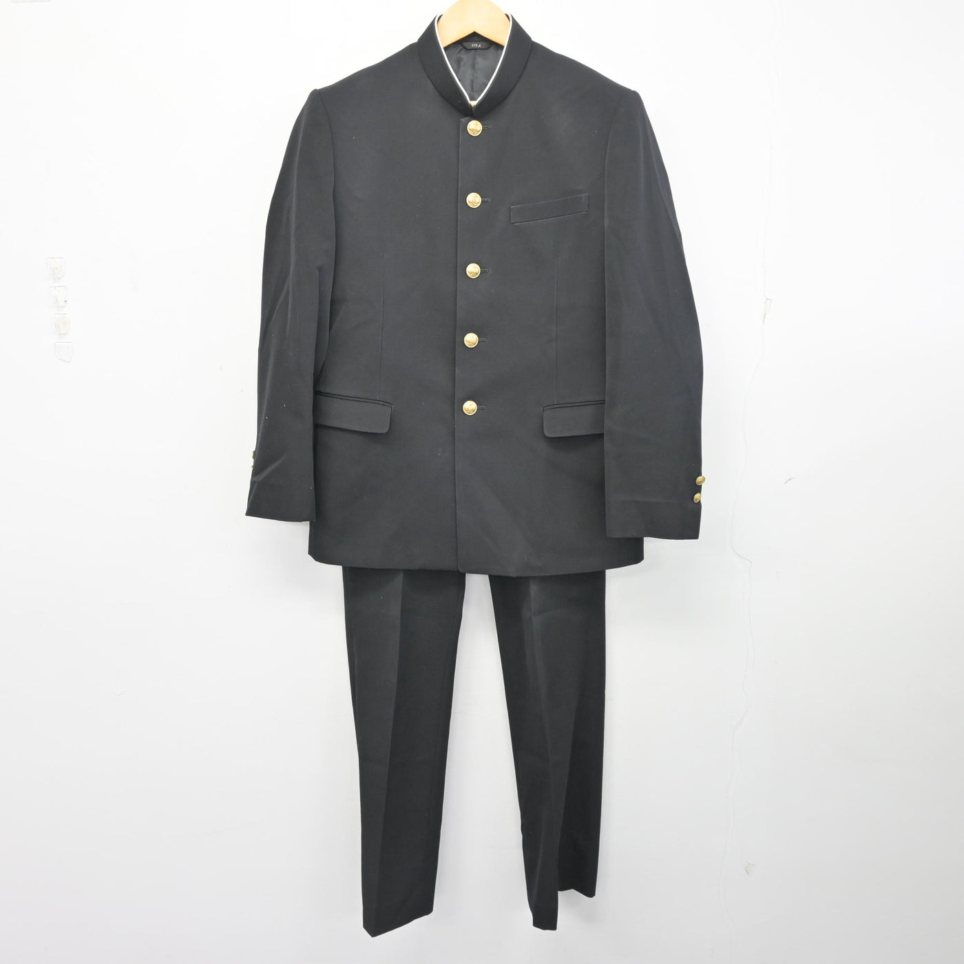 【中古】岡山県 岡山一宮高等学校 男子制服 3点 (学ラン・ズボン) sf098132