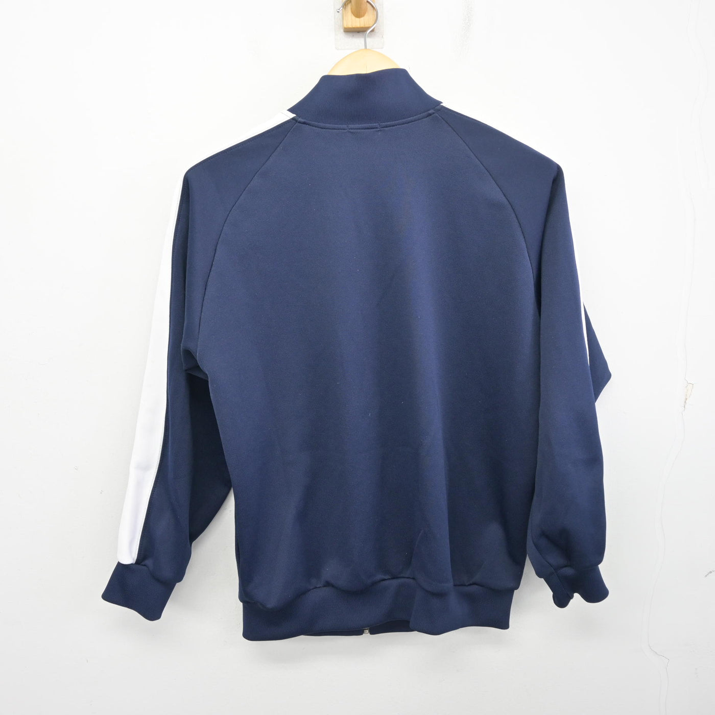 【中古】群馬県 太田市立西中学校 女子制服 2点 (ジャージ 上・ジャージ 下) sf098155