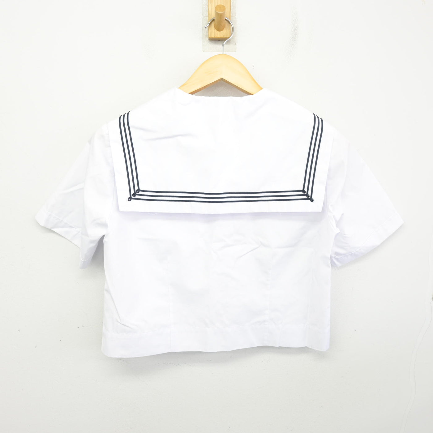 【中古】埼玉県 越谷市立中央中学校 女子制服 1点 (セーラー服) sf098161