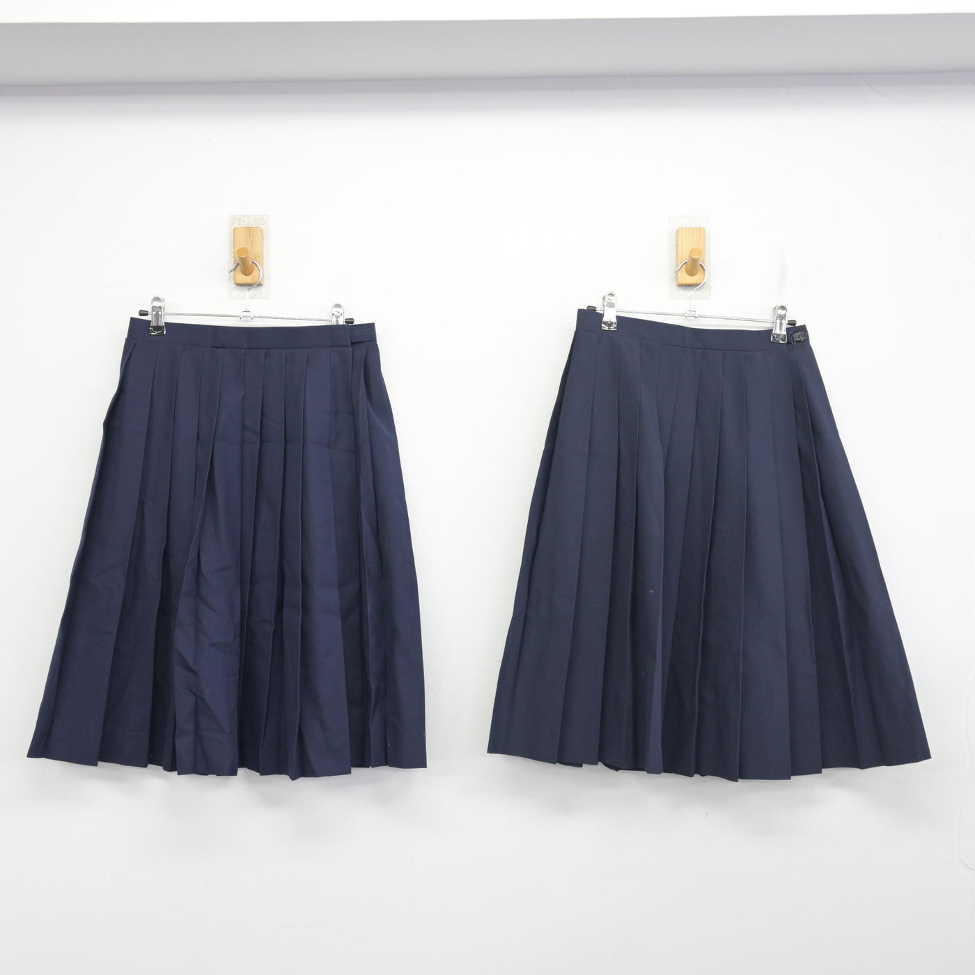 【中古】兵庫県 平岡中学校 女子制服 2点 (スカート) sf098180