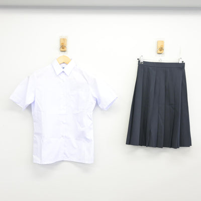【中古】 学校名不明 女子制服 2点 (シャツ・スカート) sf098188