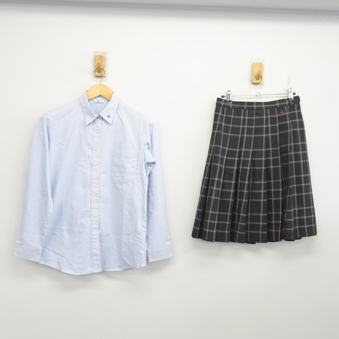 【中古】千葉県 流山おおたかの森高等学校 女子制服 4点 (ブレザー・シャツ・スカート) sf098192