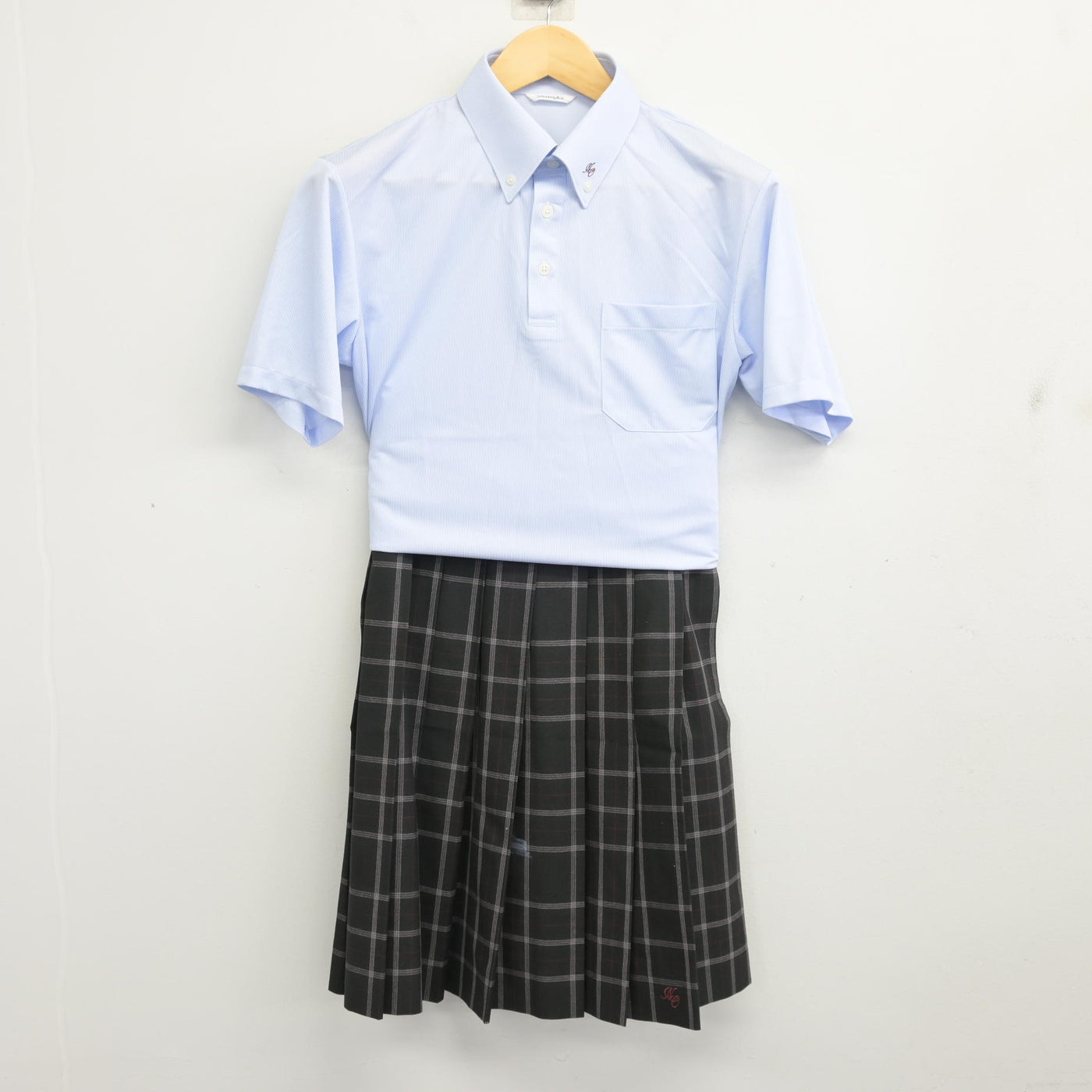 【中古】千葉県 流山おおたかの森高等学校 女子制服 2点 (シャツ・スカート) sf098195