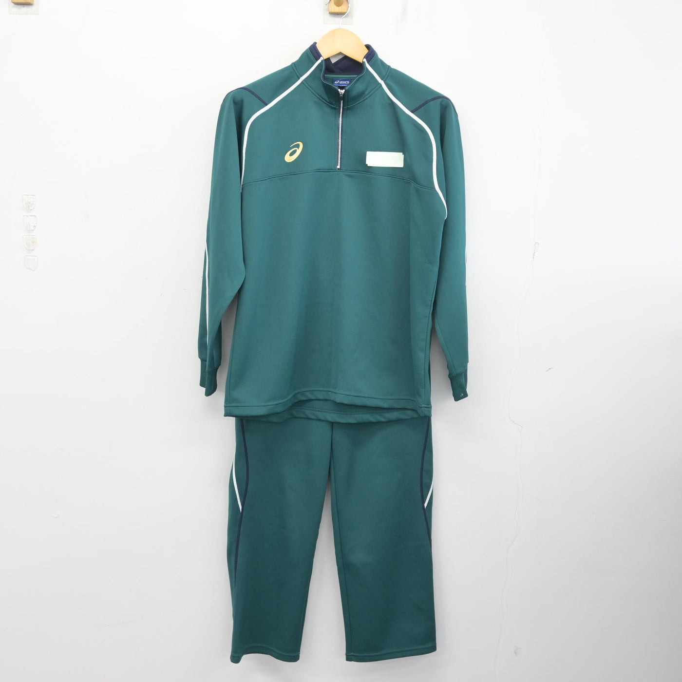 【中古】千葉県 流山おおたかの森高等学校 女子制服 2点 (ジャージ 上・ジャージ 下) sf098197