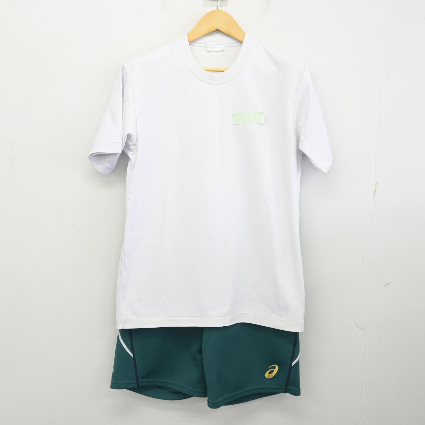 【中古】千葉県 流山おおたかの森高等学校 女子制服 2点 (体操服 上・体操服 下) sf098198