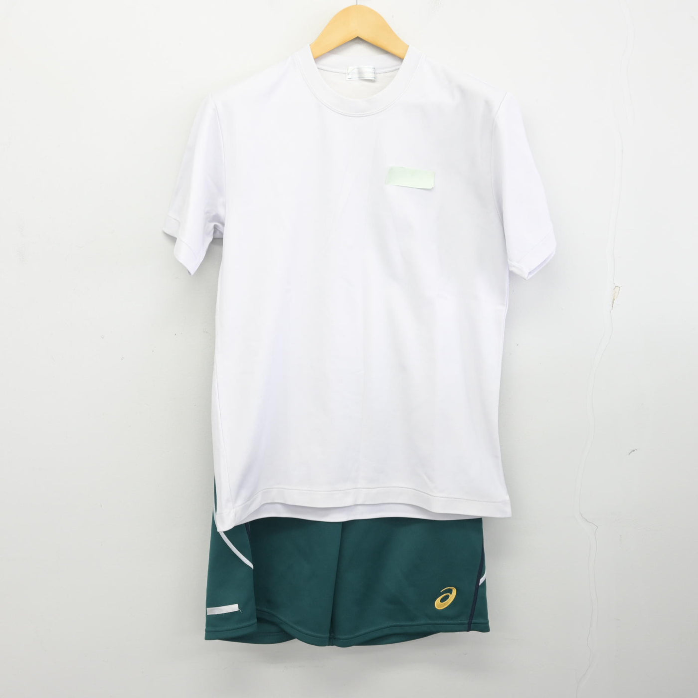 【中古】千葉県 流山おおたかの森高等学校 女子制服 2点 (体操服 上・体操服 下) sf098199
