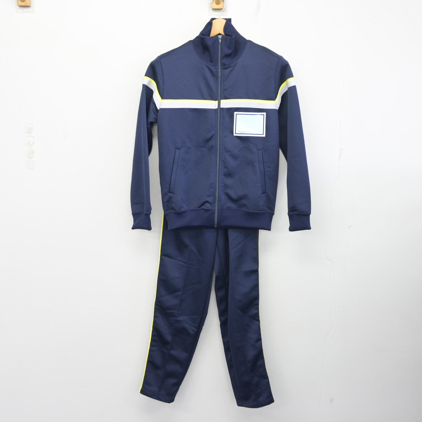 【中古】神奈川県 聖園女学院中学校・高等学校 女子制服 2点 (ジャージ 上・ジャージ 下) sf098205
