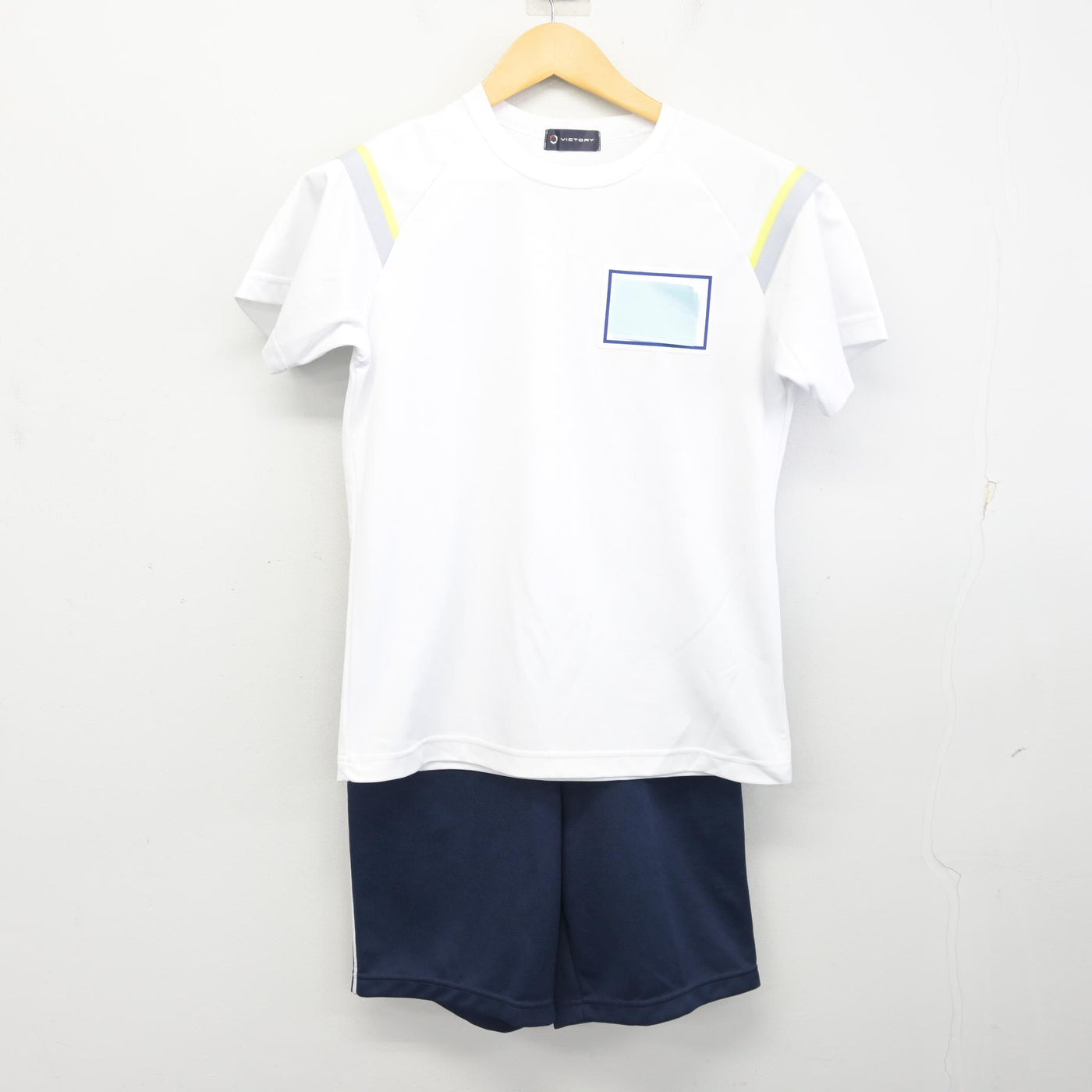 【中古】神奈川県 聖園女学院中学校・高等学校 女子制服 2点 (体操服 上・体操服 下) sf098206