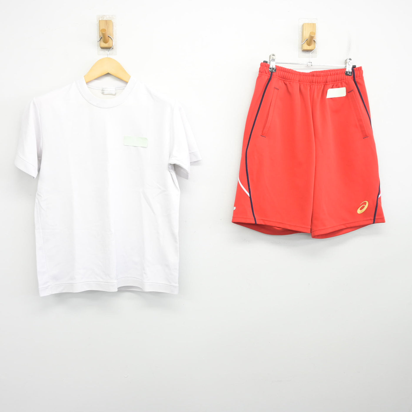 【中古】千葉県 流山おおたかの森高等学校 女子制服 2点 (体操服 上・体操服 下) sf098238