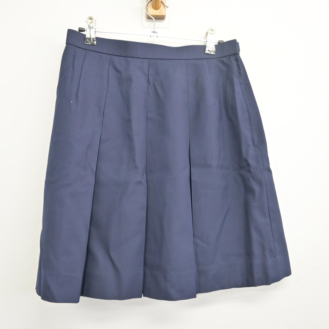 【中古】神奈川県 横須賀高等学校 女子制服 2点 (ブレザー・スカート) sf098240