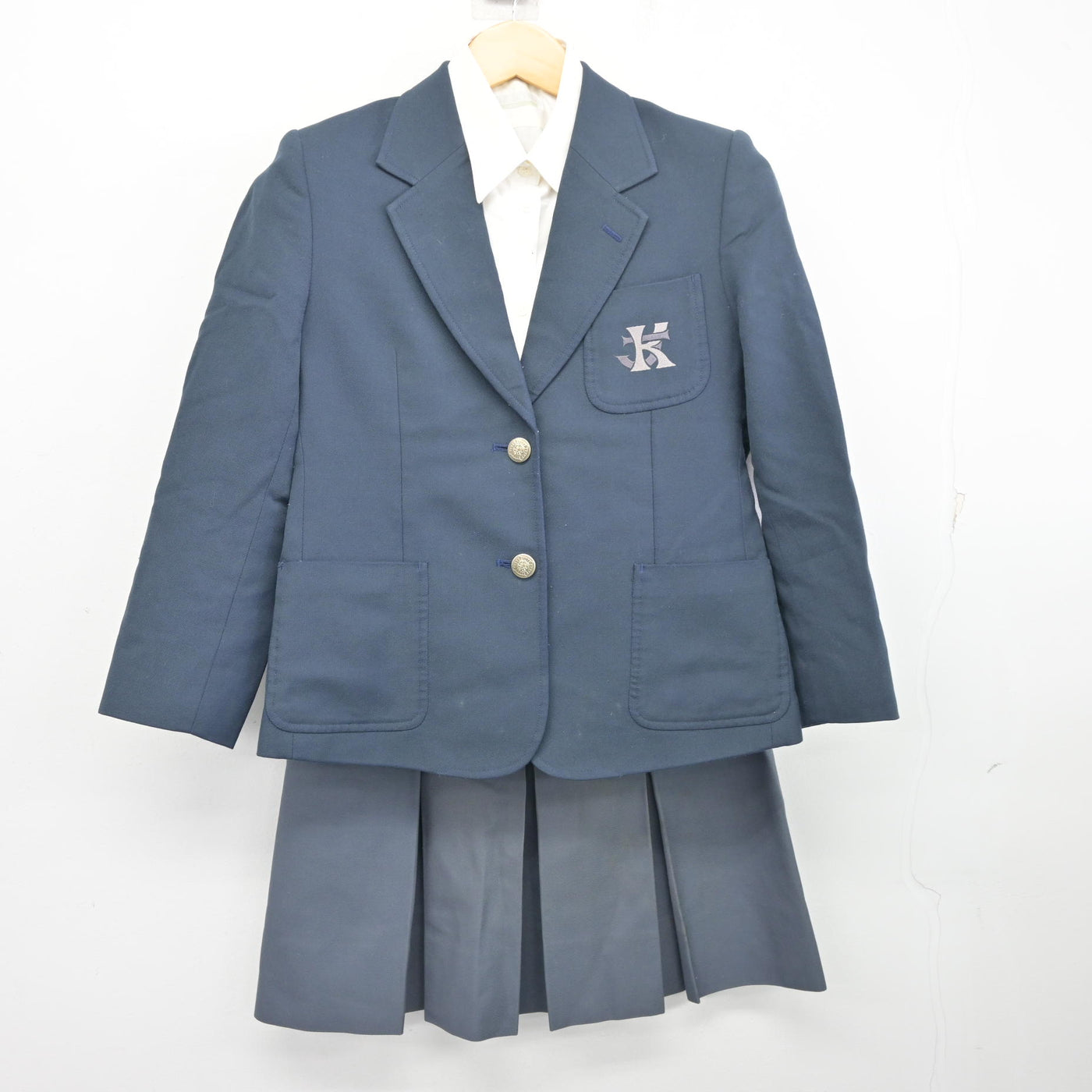 【中古】神奈川県 釜利谷中学校 女子制服 3点 (ブレザー・シャツ・スカート) sf098244