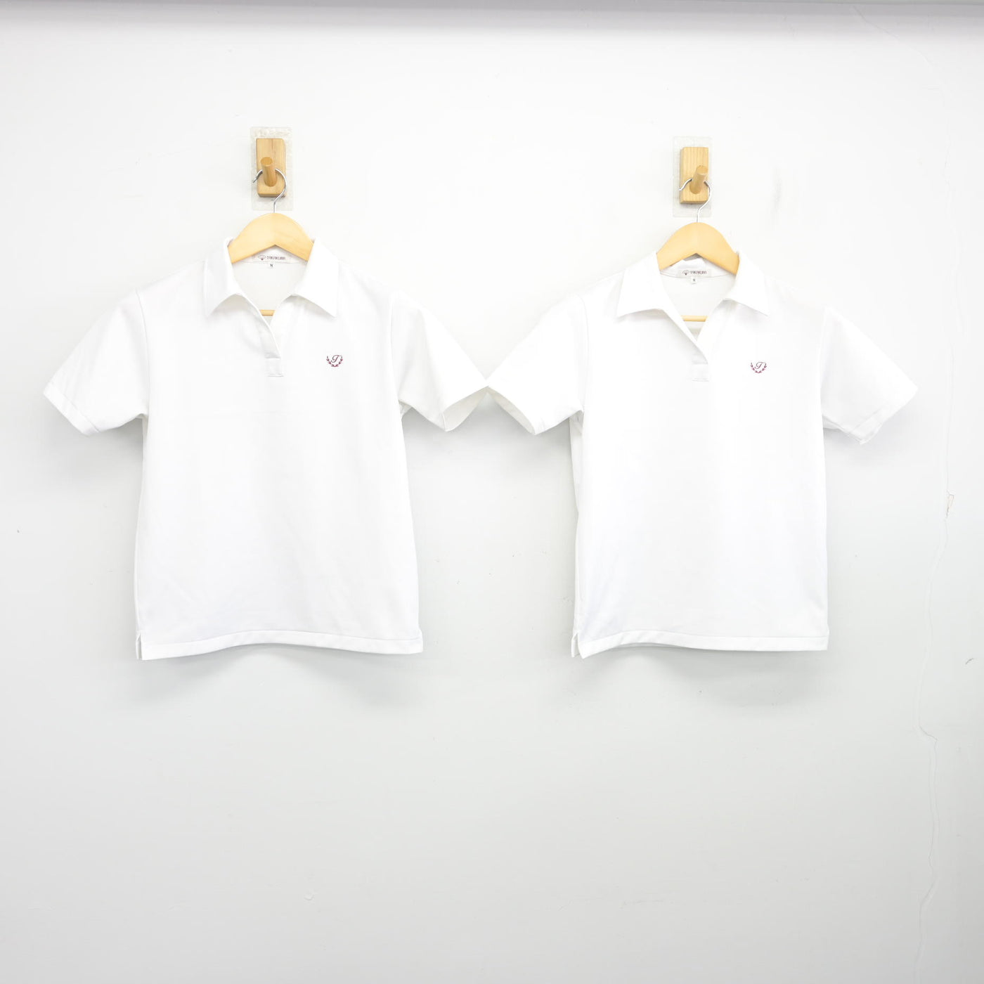 【中古】愛知県 名古屋経済大学高蔵高等学校 女子制服 2点 (シャツ) sf098250