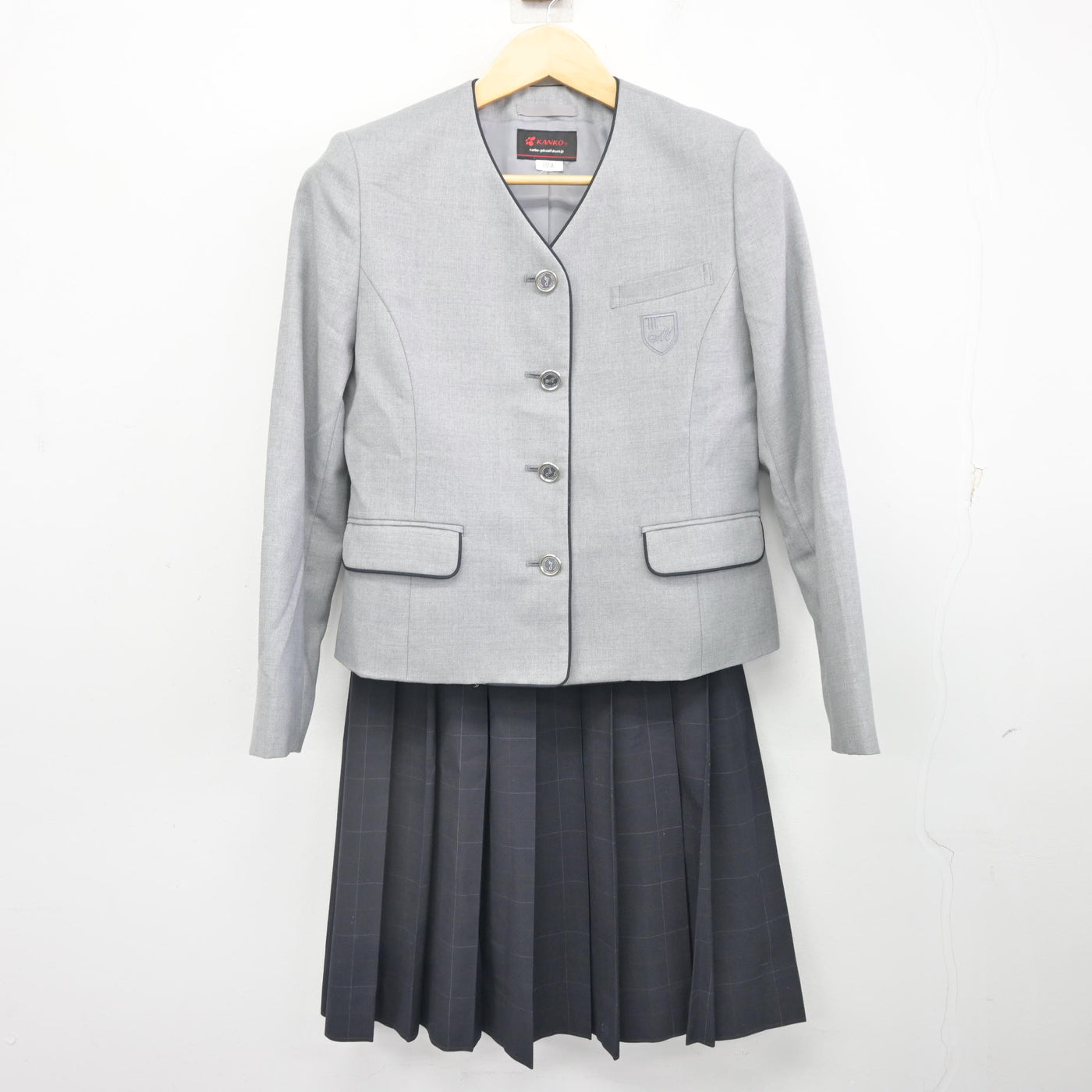 【中古】愛知県 緑丘高等学校/旧制服 女子制服 3点 (ブレザー・スカート) sf098318
