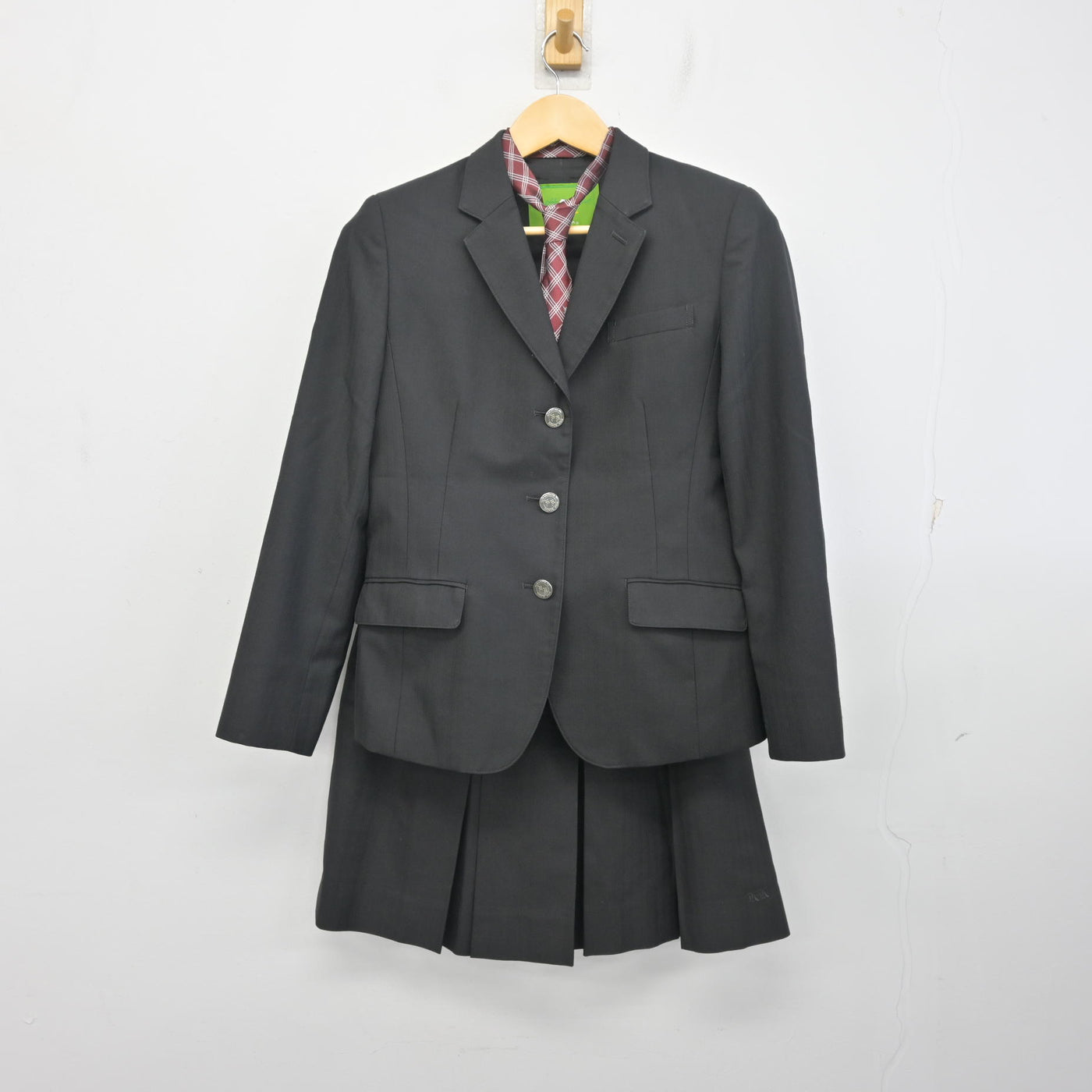 【中古】三重県 桑名北高等学校 女子制服 3点 (ブレザー・スカート) sf098346