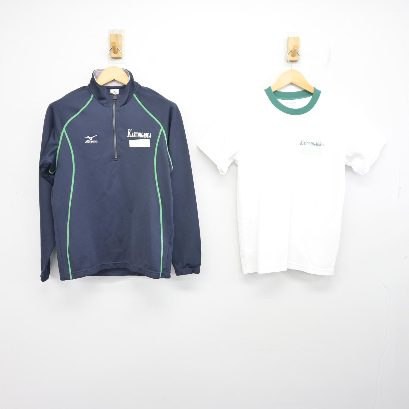 【中古】福岡県 香住丘高等学校 女子制服 2点 (ジャージ 上・体操服 上) sf098354