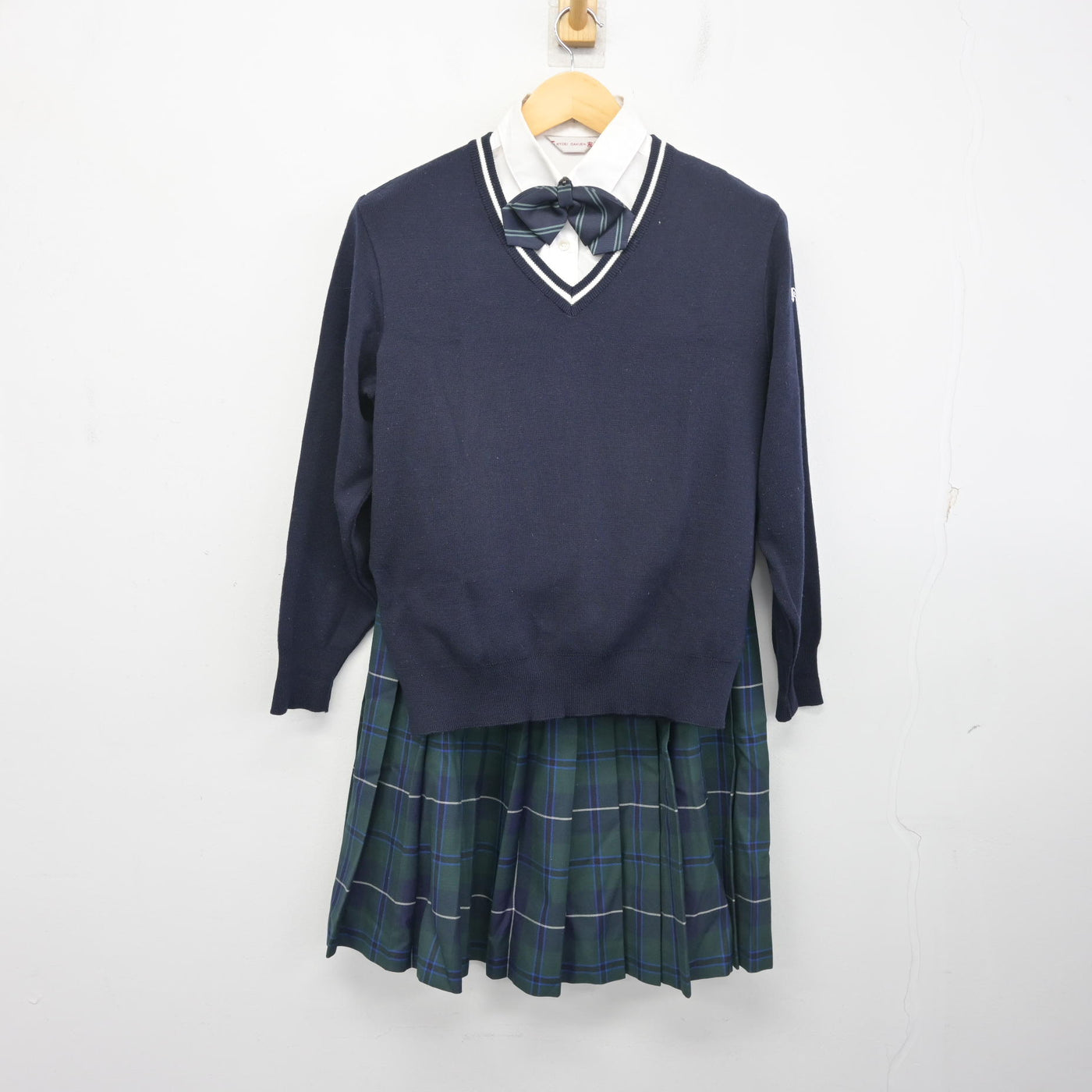 【中古】東京都 共栄学園中学高等学校 女子制服 6点 (ブレザー・ニット・シャツ・スカート) sf098372