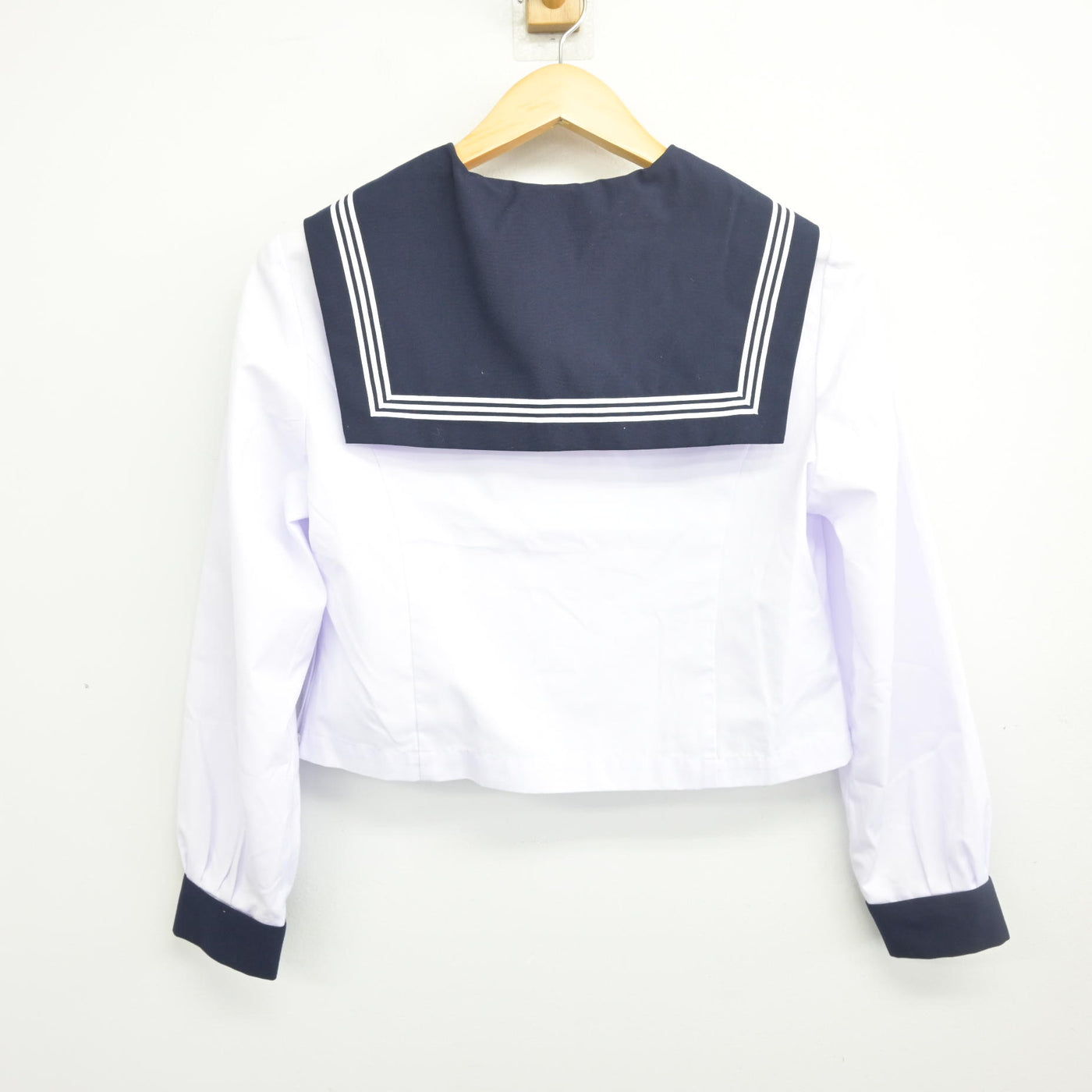 【中古】北海道 江別第三中学校 女子制服 2点 (セーラー服・セーラー服) sf098402