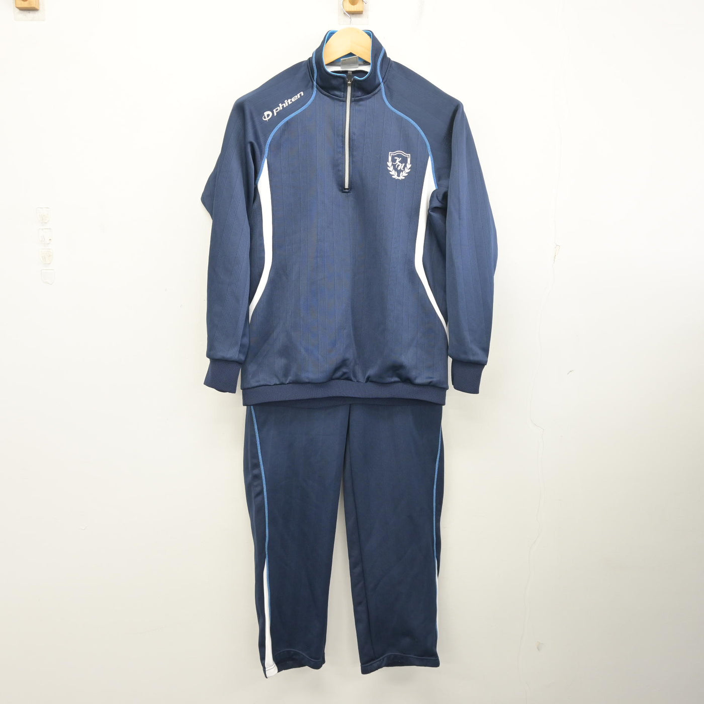 【中古】兵庫県 神戸野田高等学校 女子制服 3点 (ジャージ 上・体操服 上・ジャージ 下) sf098413