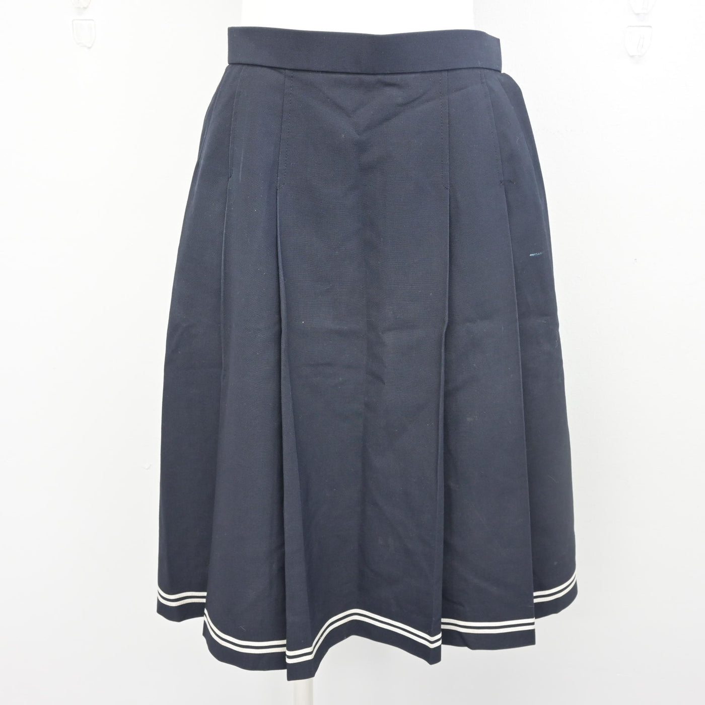 【中古】愛媛県 済美高等学校 女子制服 2点 (セーラー服・スカート) sf098424