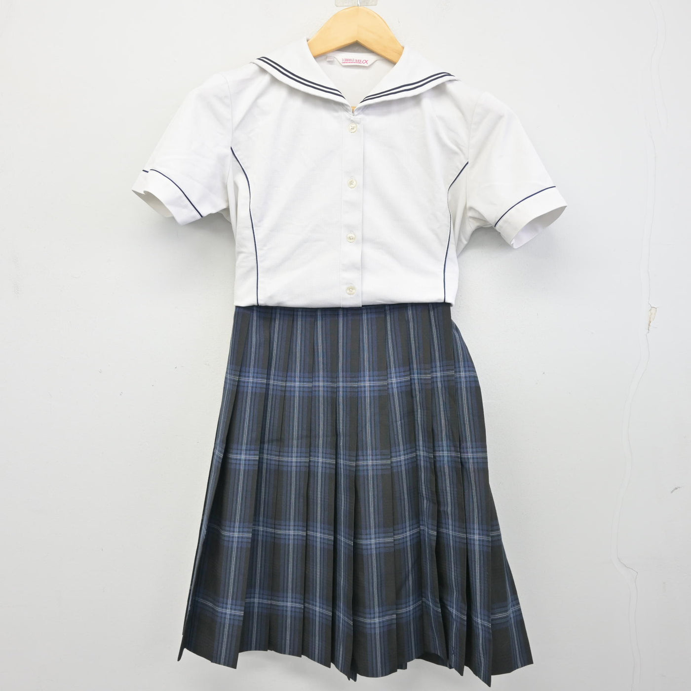 【中古】大分県 日本文理大学附属高等学校 女子制服 2点 (セーラー服・スカート) sf098441