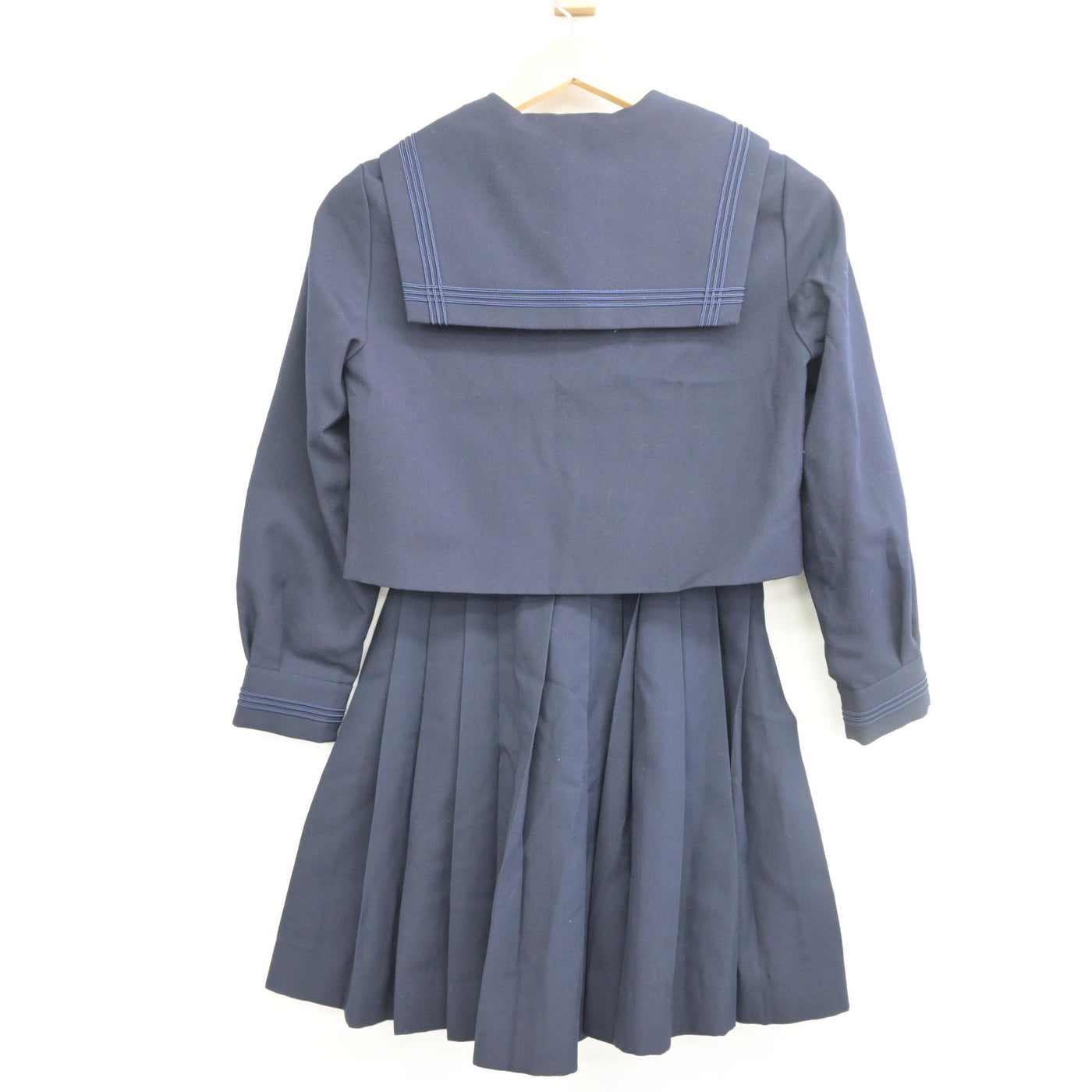 【中古】北海道 北斗市立大野中学校 女子制服 3点 (セーラー服・スカート) sf098472