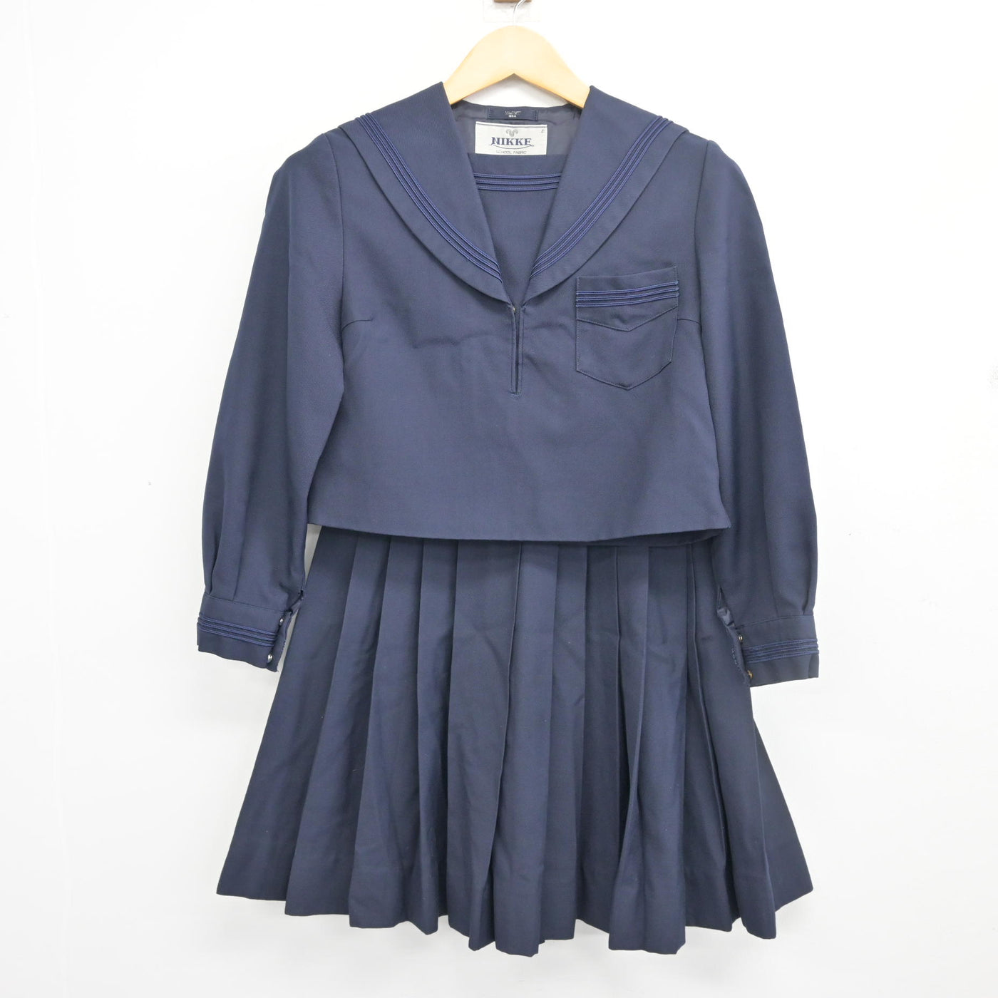 【中古】北海道 北斗市立大野中学校 女子制服 2点 (セーラー服・スカート) sf098473